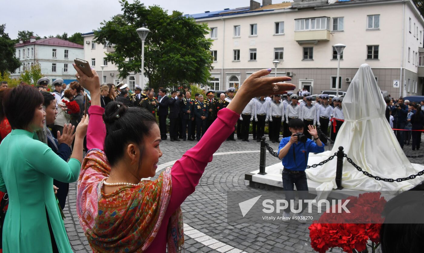 Russia Vietnam Ho Chi Minh Monument