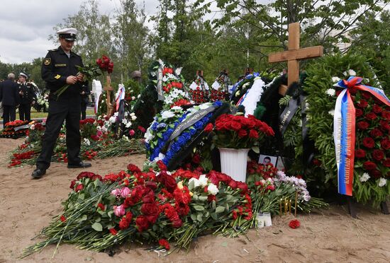 Russia Navy Fire Funeral