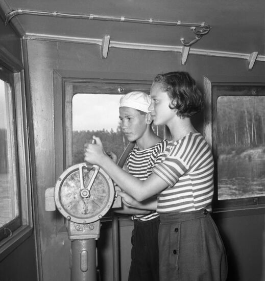 Young sailors' club