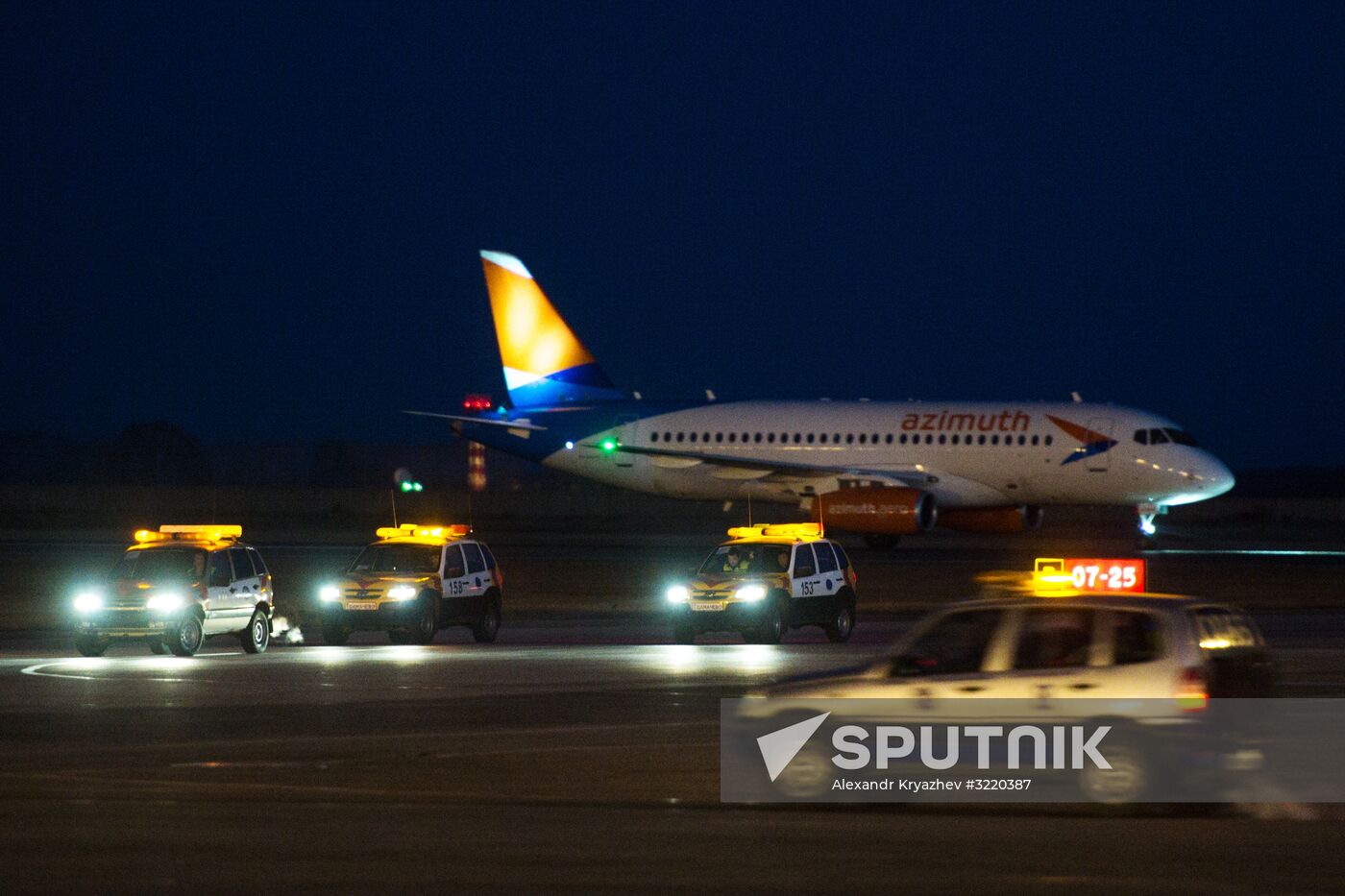 Azimut Airlines' first flight from Novosibirsk | Sputnik Mediabank