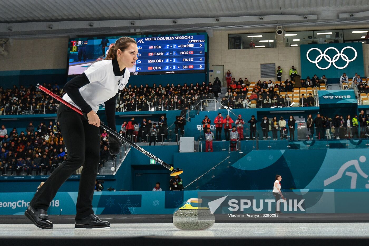 2018 Winter Olympics. Curling. Mixed doubles. US vs. Russia Sputnik