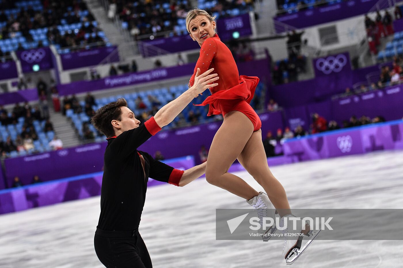 2018 Winter Olympics Figure Skating Pairs Short Program Sputnik Mediabank 8994