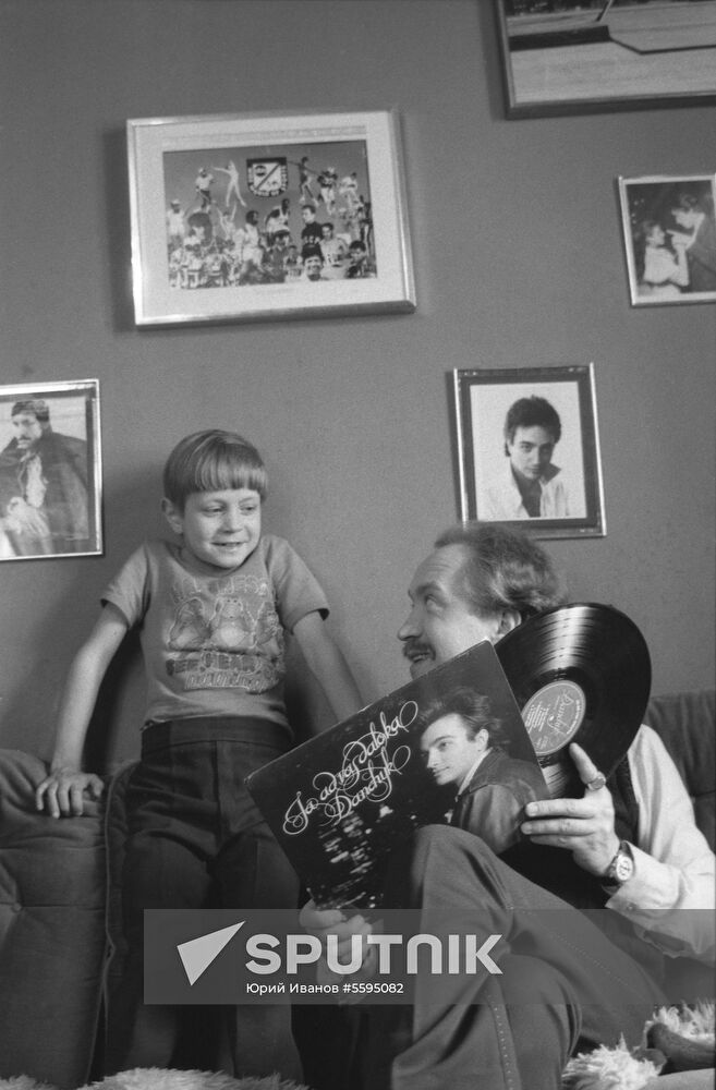 Soviet gymnast Olga Korbut's family | Sputnik Mediabank