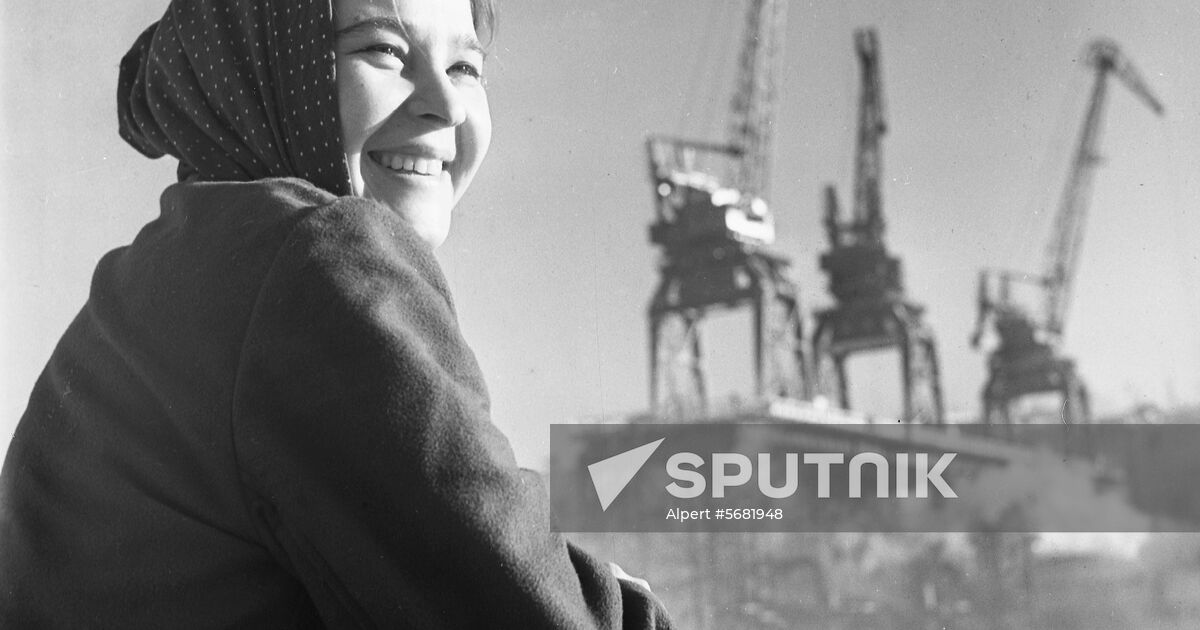 Construction of Bratsk Hydroelectric Power Station | Sputnik Mediabank