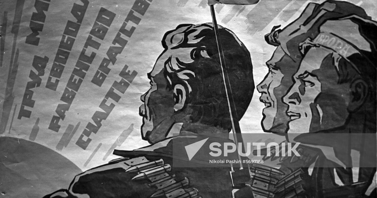 Soviet Poster Sputnik Mediabank soviet-poster-sputnik-mediabank