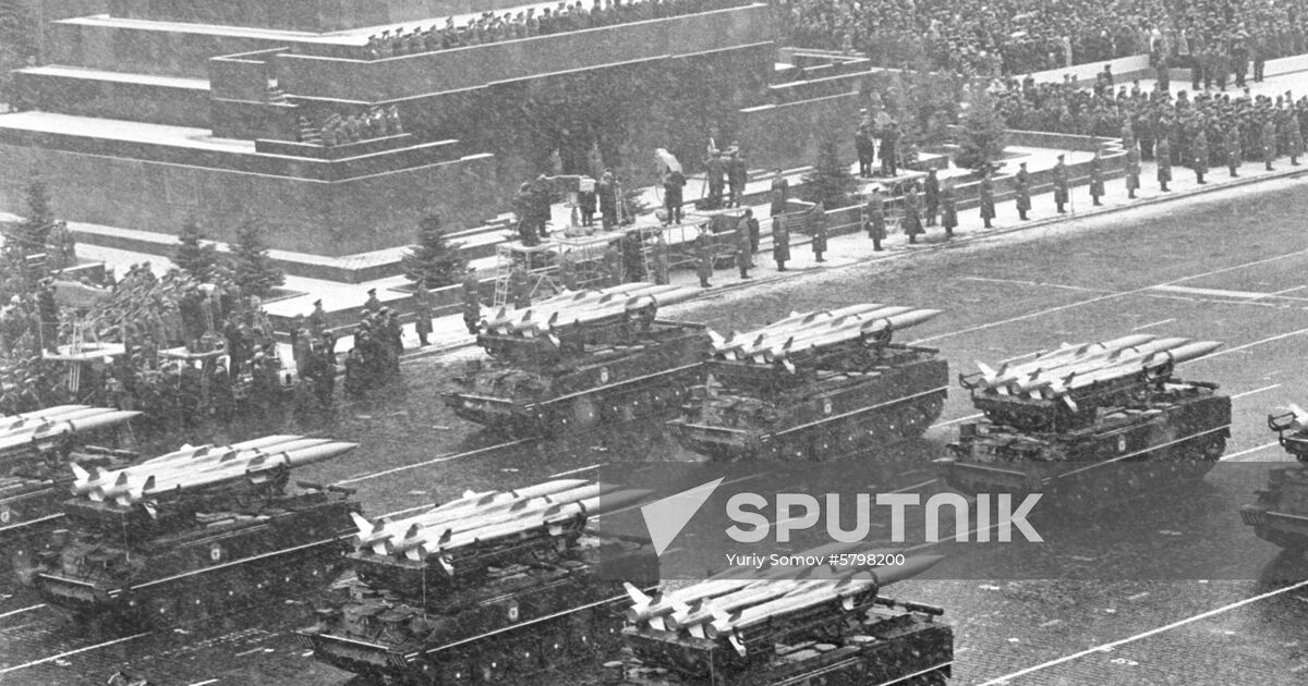 Military Parade In Red Square Sputnik Mediabank military-parade-in-red-square-sputnik-mediabank