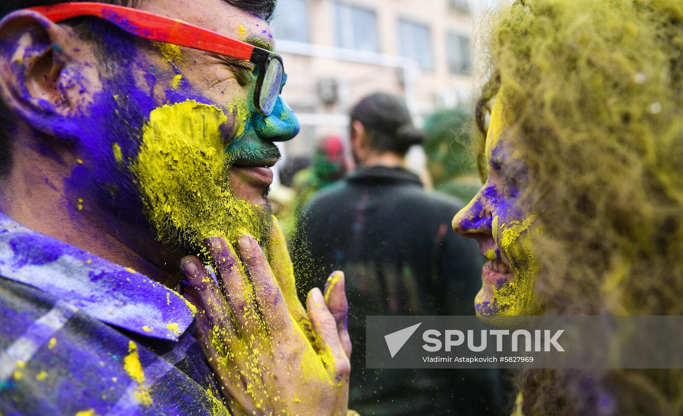 russia holi