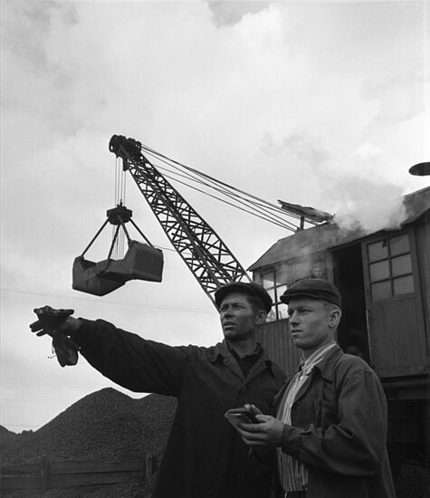 Anatoly Barantsev discharged from Soviet Army