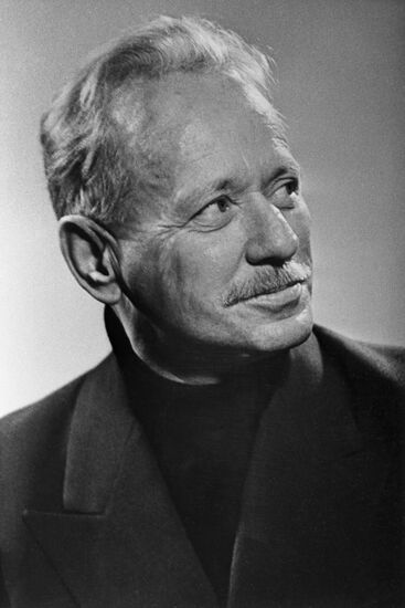 Writer Mikhail Sholokhov