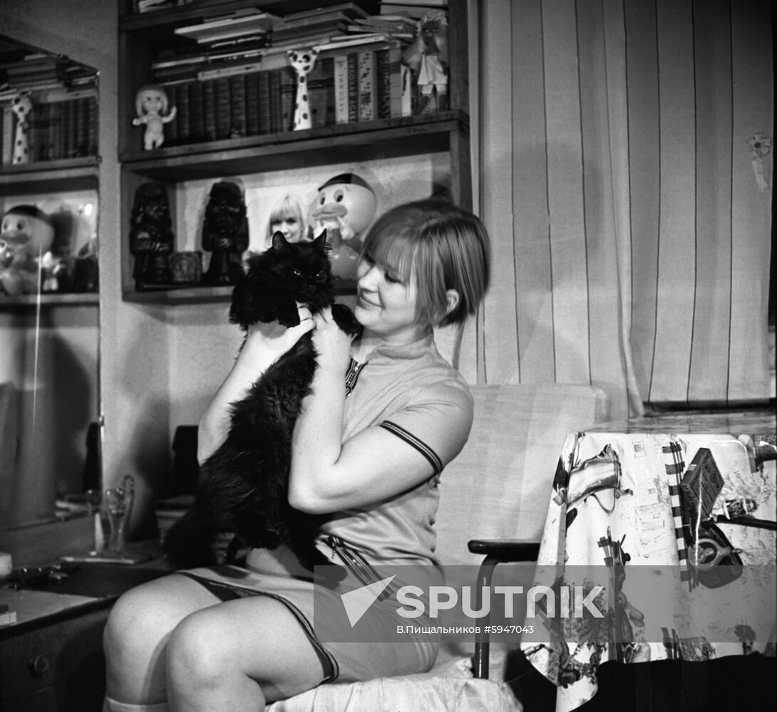 Soviet actress Galina Polskikh