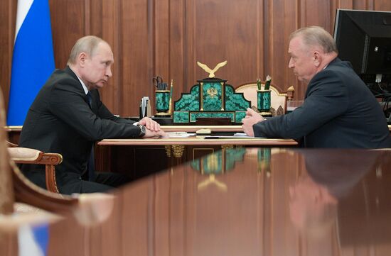 Russia Putin Chamber of Commerce