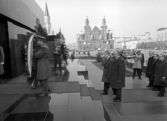 Hungarian delegation visits USSR