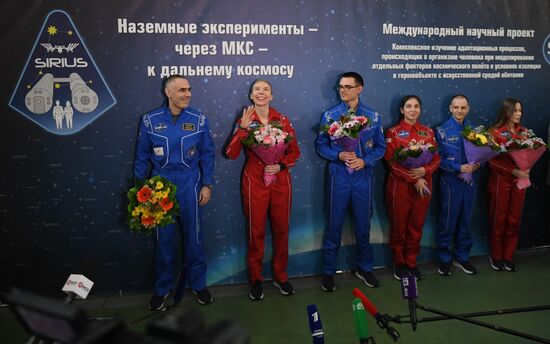 Russia Moon Simulation Experiment