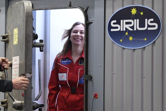 Russia Moon Simulation Experiment