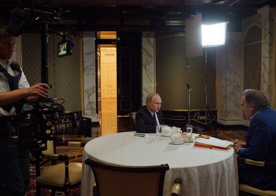 Russia Putin Stone Film