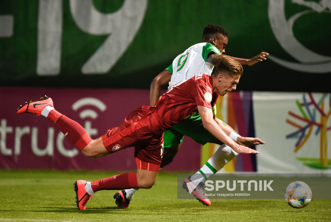 Armenia Soccer U19 Euro Ireland - Czech Republic