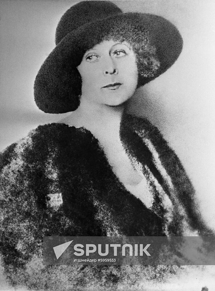 Portrait of Isadora Duncan