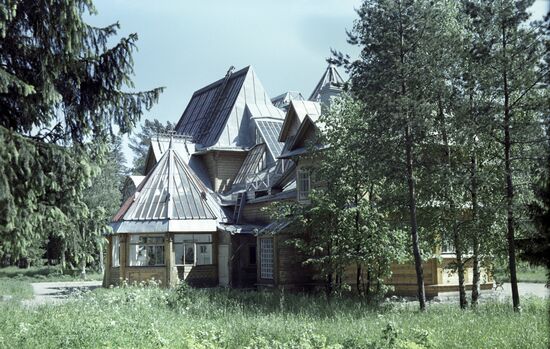 Ilya Repin's Penaty Museum-Estate