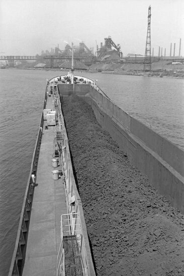 Agglomerate carrier Volnogorsk