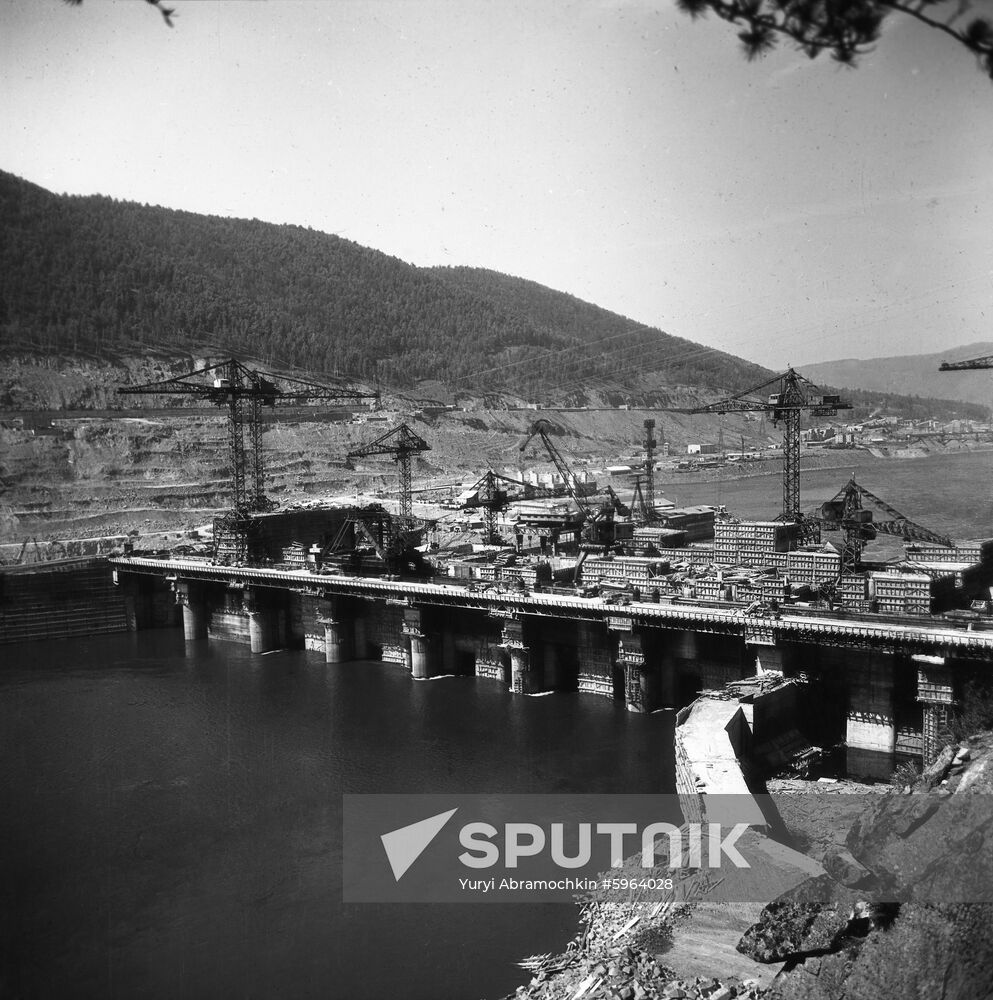 Krasnoyarsk Hydroelectric Power Station construction