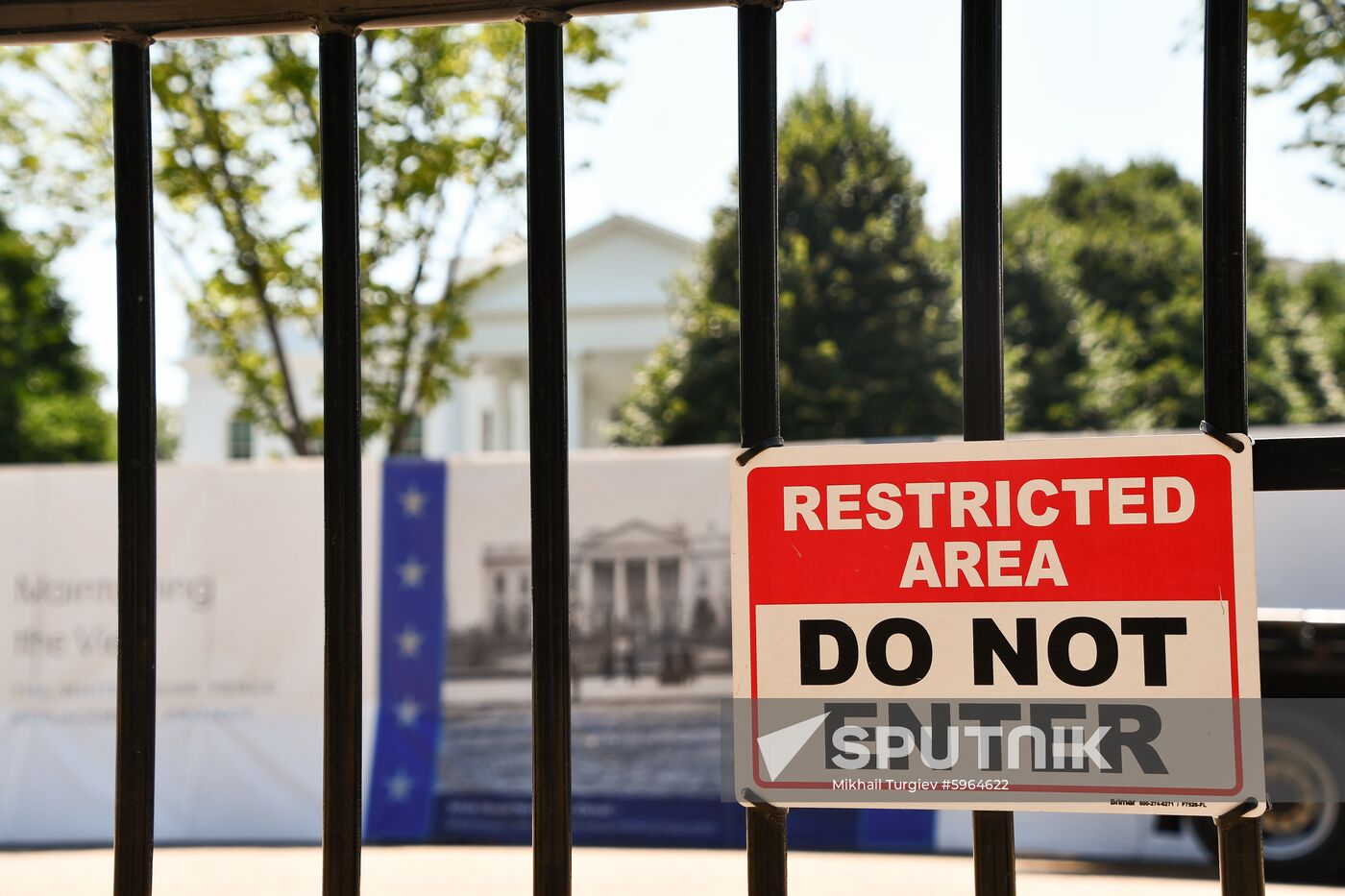 US White House Fence