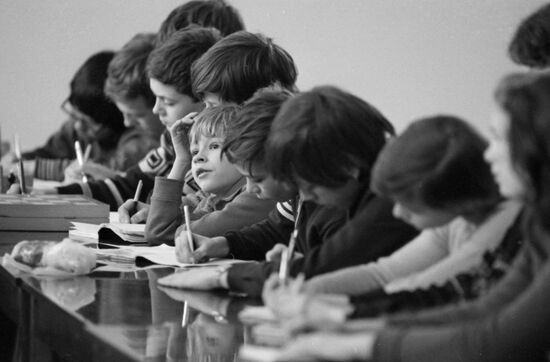 Young chess player Sergei Tivyakov