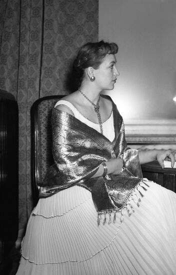 Soviet actress Klara Luchko
