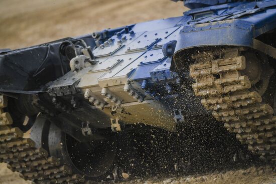 Russia Tanks Individual Race