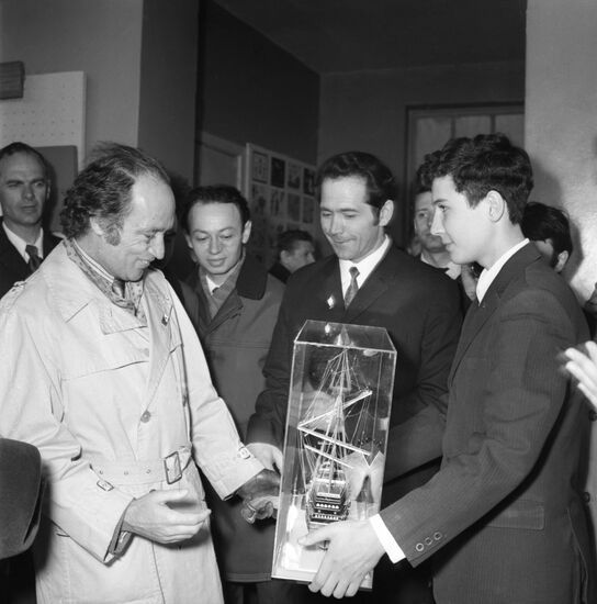 Canadian Prime Minister Pierre Trudeau visits USSR