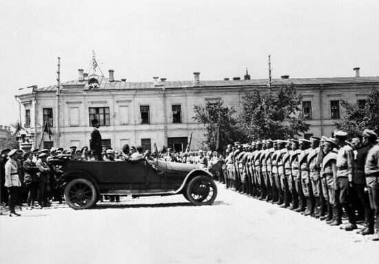 Turkish governmental delegation visits RSFSR