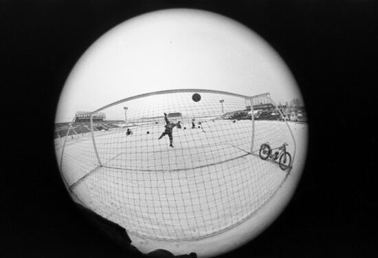 Motor-ball