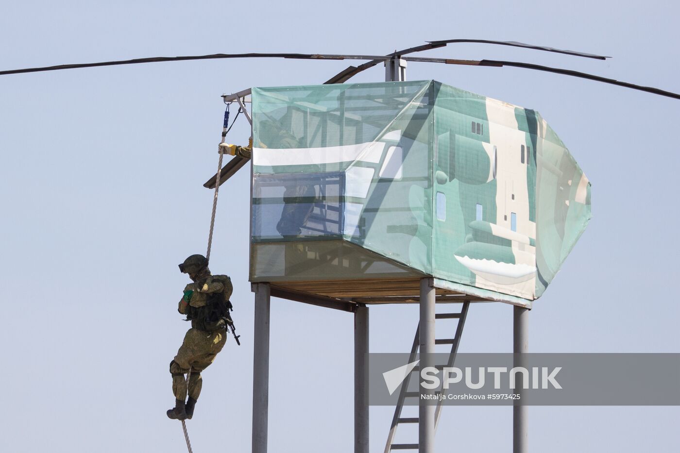 Russia Army Games Safe Route