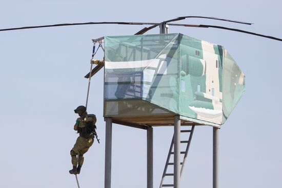 Russia Army Games Safe Route
