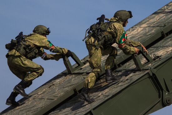 Russia Army Games Safe Route