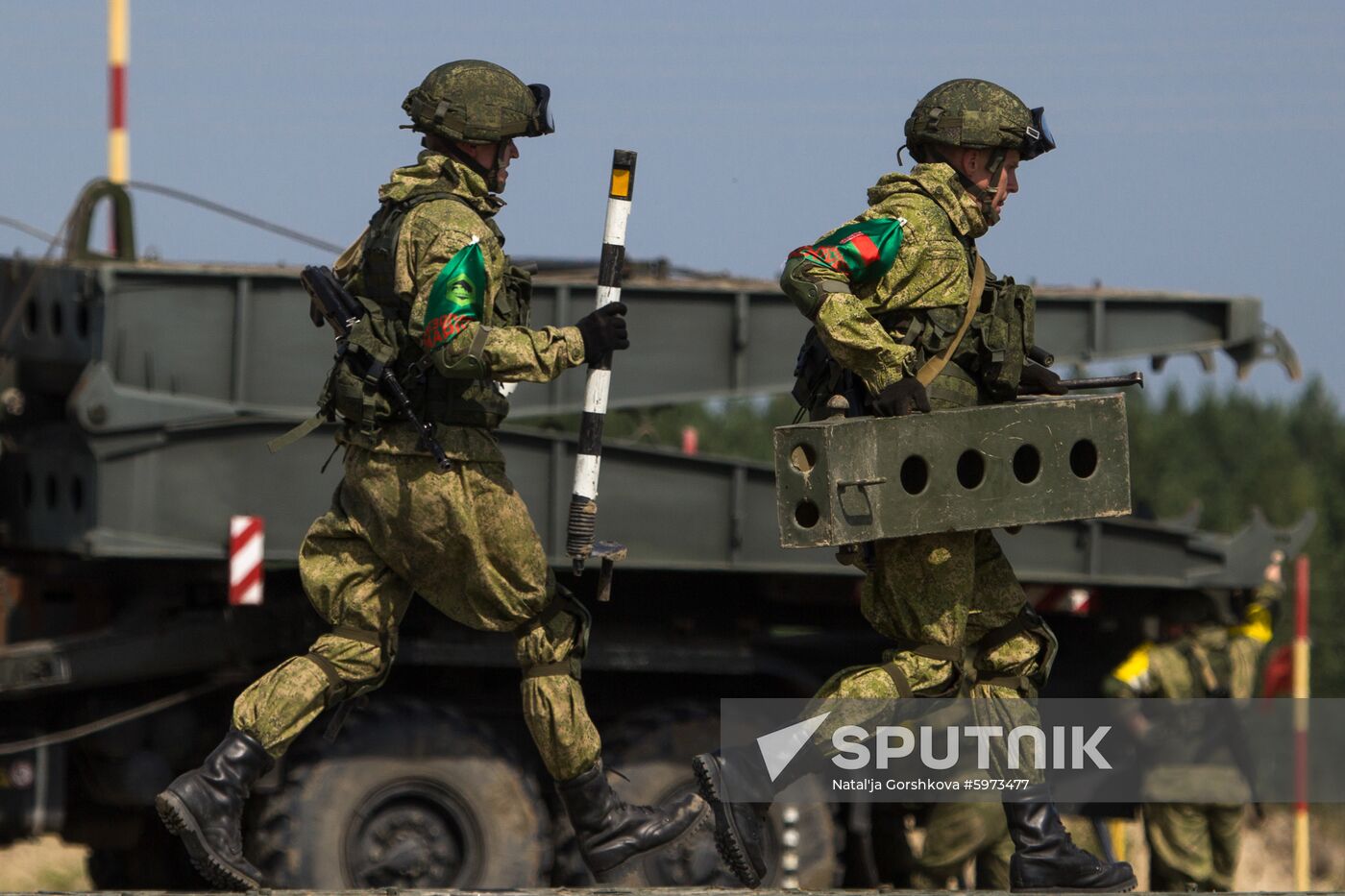 Russia Army Games Safe Route