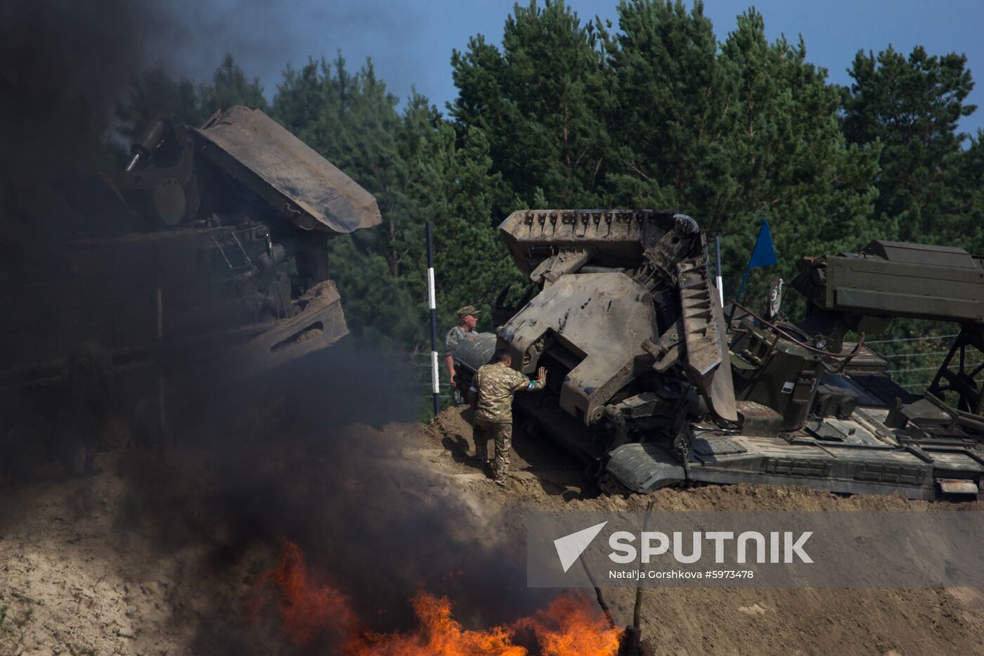 Russia Army Games Safe Route