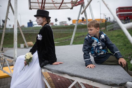 Russia Street Theatre Show