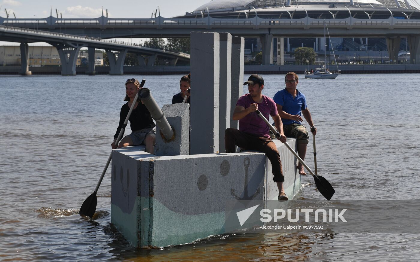 Russia Floating Crafts Show
