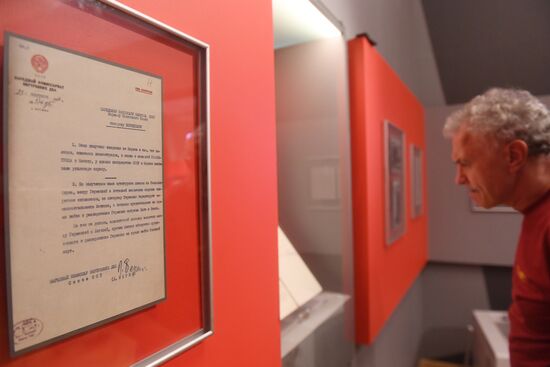 Opening of exhibition 1939: World War II Begins
