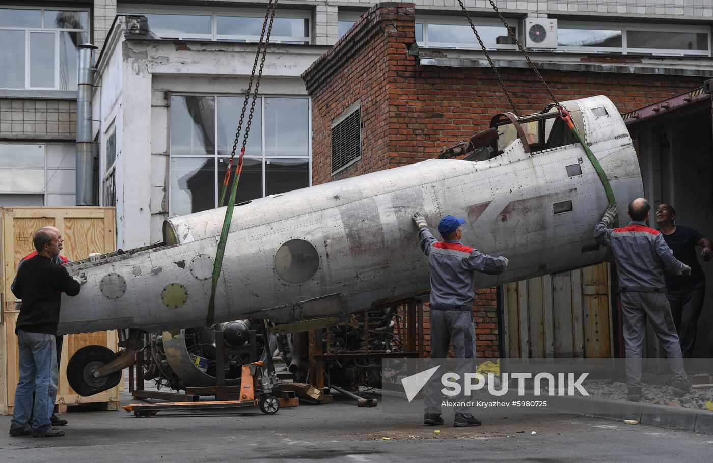 Russia WWII Aircraft Restoration
