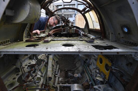 Russia WWII Aircraft Restoration