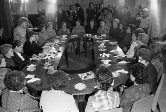 Mexican president's lady at the Soviet Women's Committee