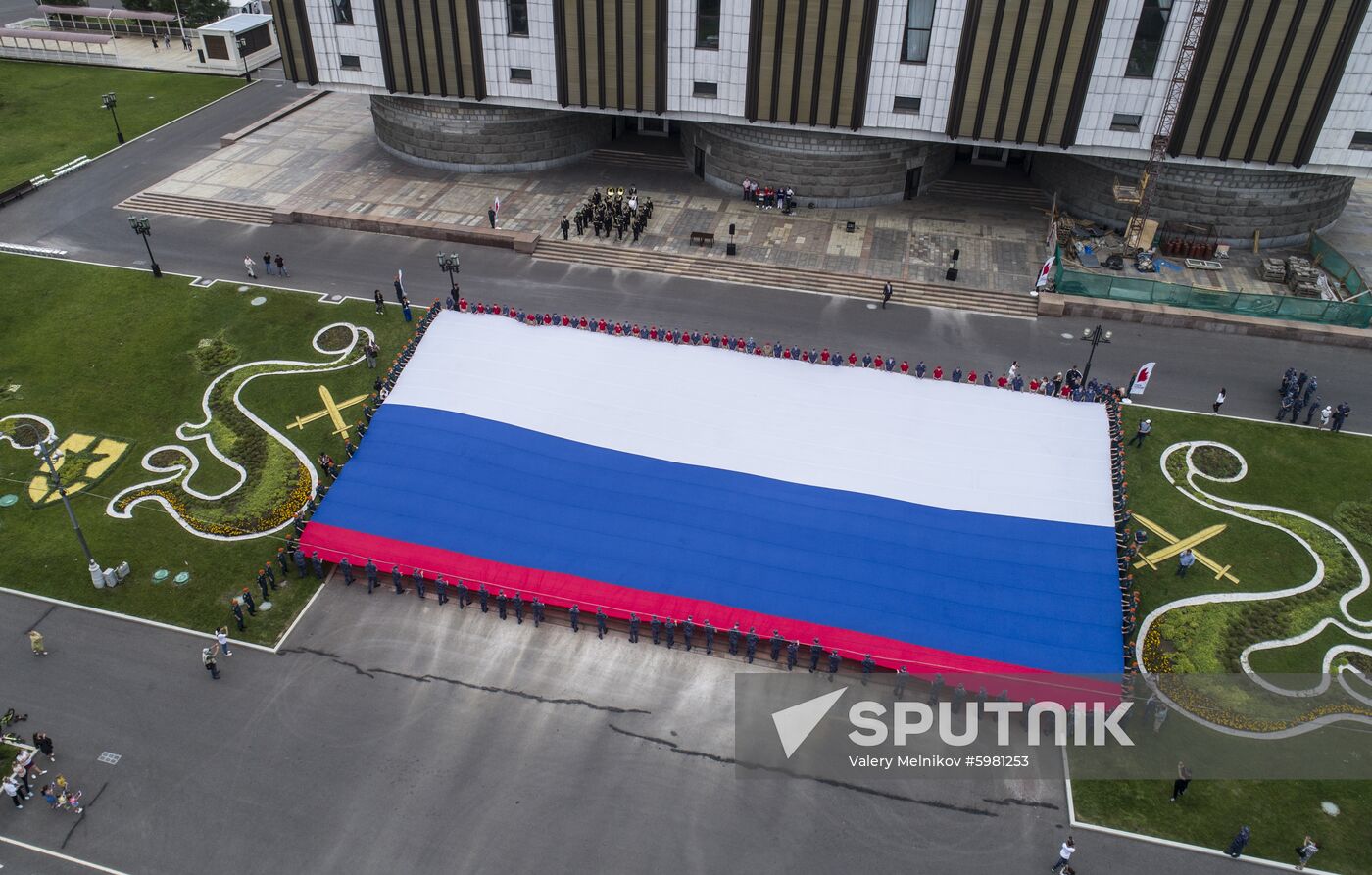 Russia National Flag Day
