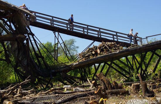 Ukraine LPR Bridge