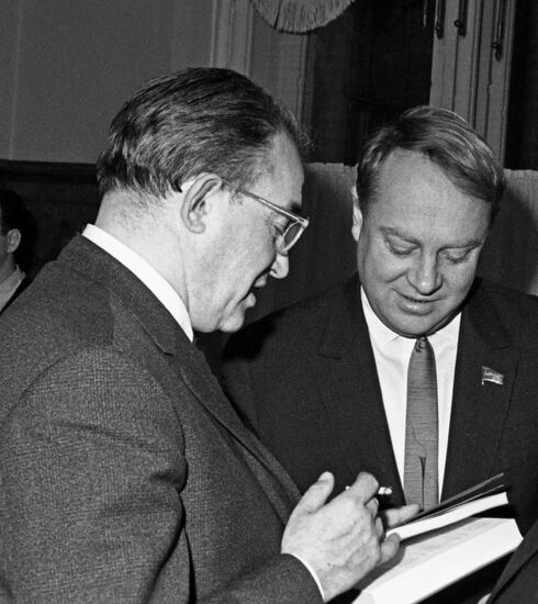 Writer Alexander Korneichuk and journalist Alexei Adzhubei