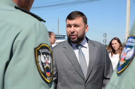 Ukraine DPR Checkpoint
