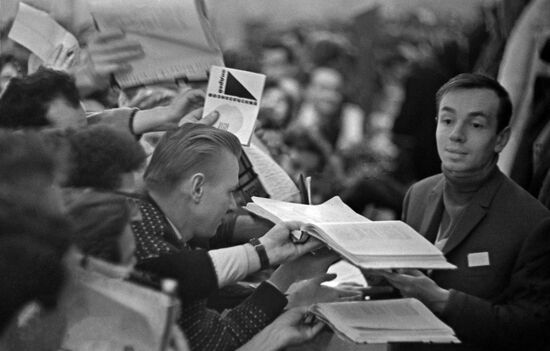 Soviet Russian poet Andrei Voznesensky