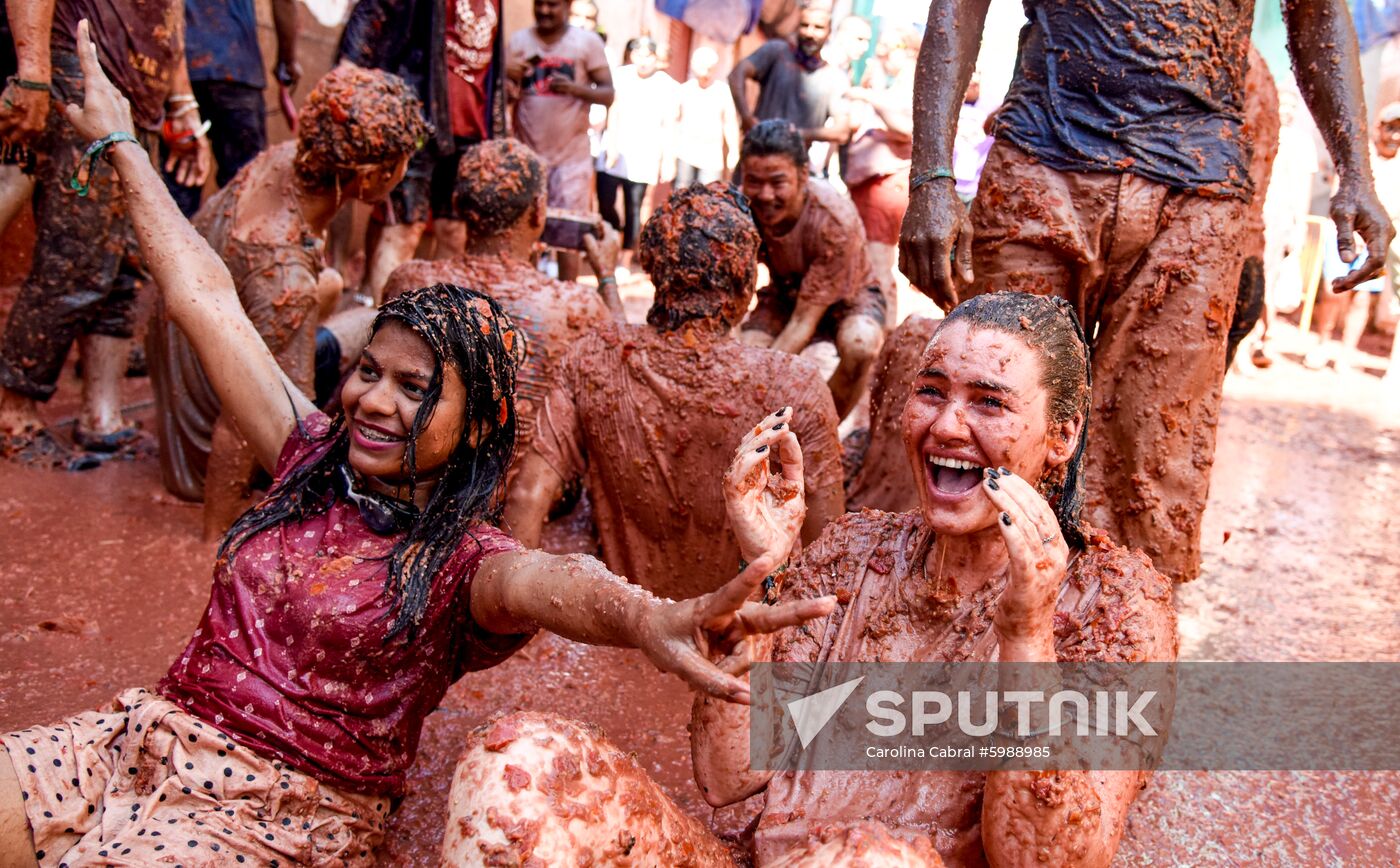 Spain La Tomatina Festival