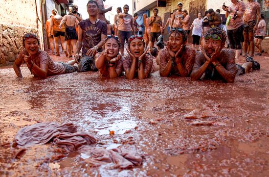Spain La Tomatina Festival