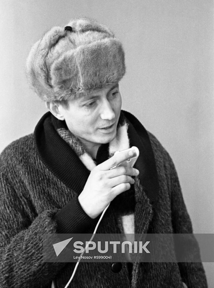 Soviet poet Yevgeny Yevtushenko